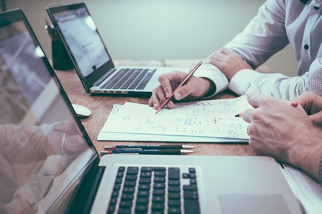 Come la tecnologia cambia l'organizzazione del lavoro