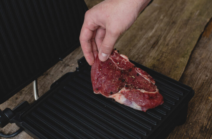 Come cambia il sapore della carne con la stagionatura dry aged